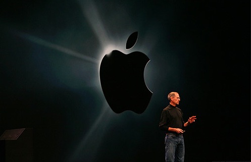 steve-jobs-at-macworld