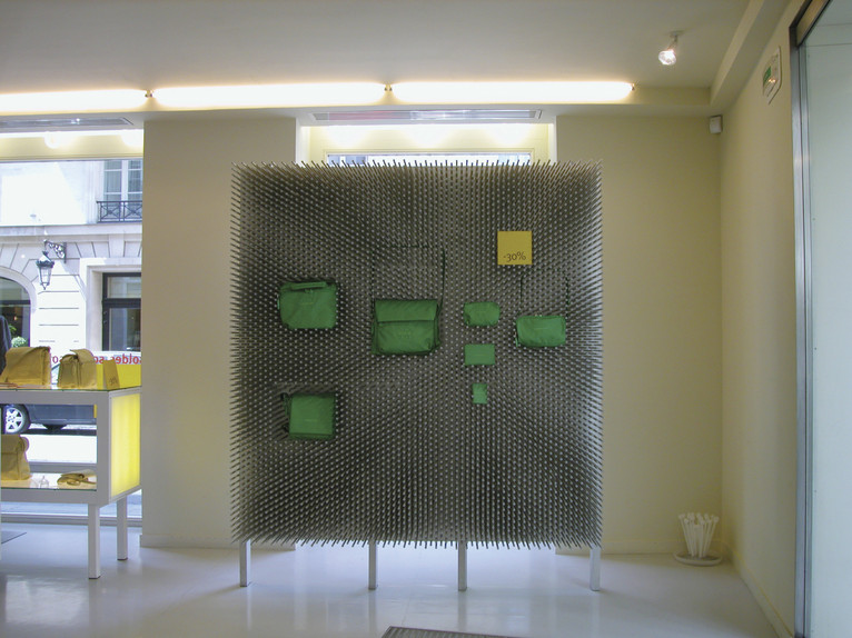 agency_00_mandarina_duck_store_02jpg