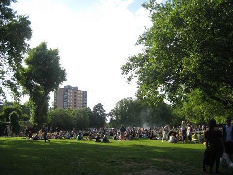 london-fields-01