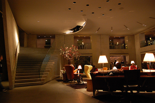 paramount-lobby